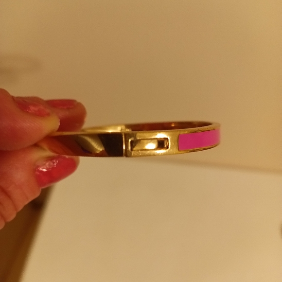 Kate spade pink enamel and gold tone unique bracelet - Picture 4 of 4